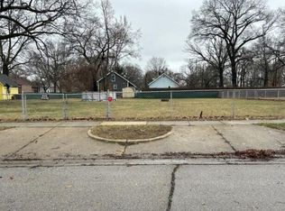 549 Adams Ave, Muskegon, MI 49442