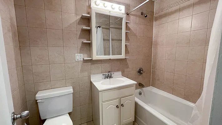 Rented by Corcoran | media 7