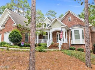 6 Pin Oak Ct, Pinehurst, NC 28374