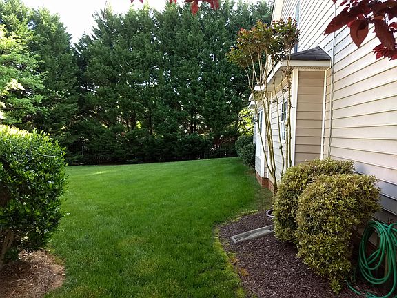 5th image of 112 Shoals Ct