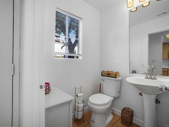 5th image of 8966 Arlingdale Way