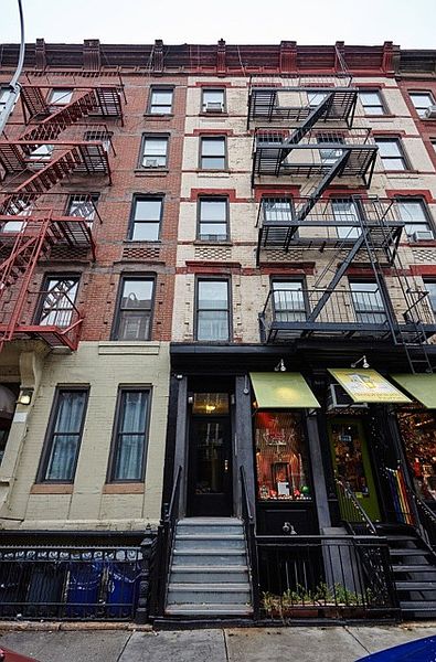 1st image of 353 W 47th St #4.F.W