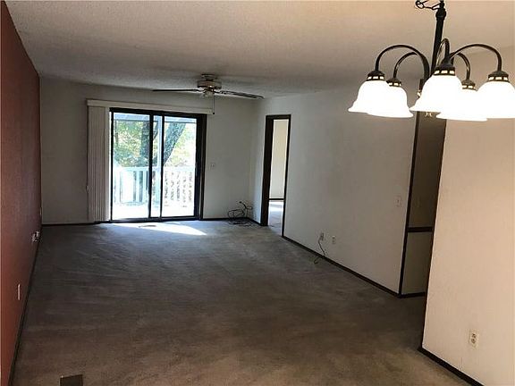 4th image of 1 Estes Dr