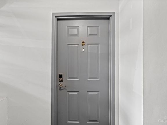 5th image of 9319 Winton Rd APT 1