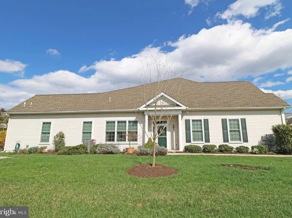 1630 Dogwood Dr, Garnet Valley, PA 19060