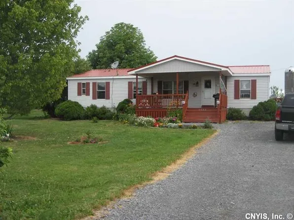 6235 Curtin Rd, Moravia, NY 13118