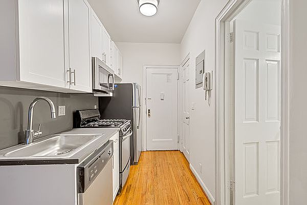 1st image of 121 Madison Ave APT 2M