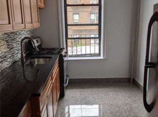 198-40 32nd Ave #D-9, Flushing, NY 11358