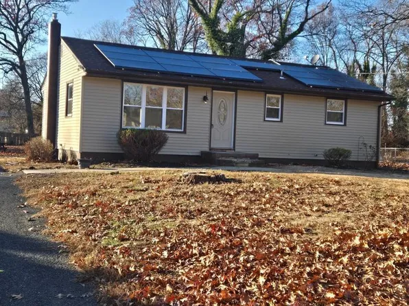 16 Waldens Dr, Bridgeton, NJ 08302