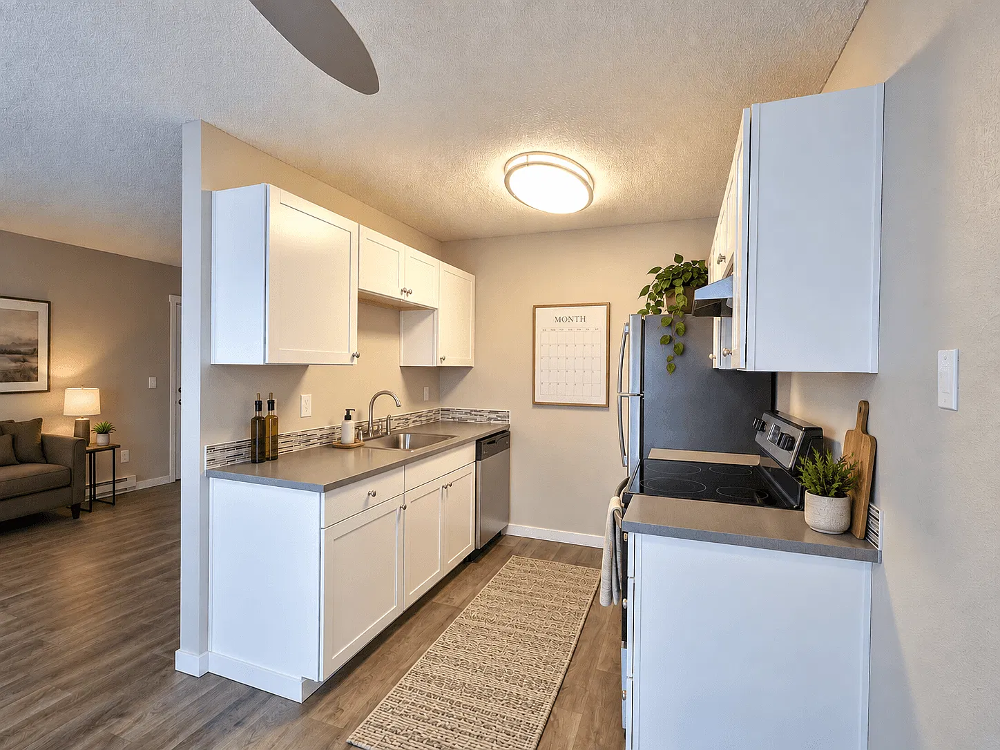 The Melrose Apartments — Photo 4