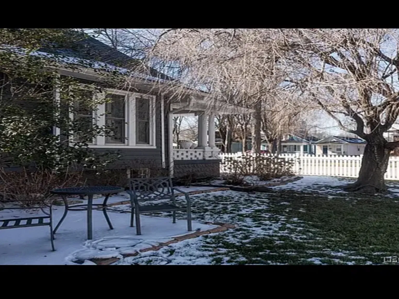 3 bed, 2020 sqft, $1,900 — Photo 1
