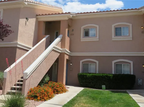 300 Pine Haven St APT 203, Las Vegas, NV 89144