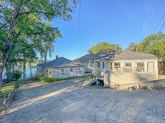 3rd image of 66739 Lakeshore Dr