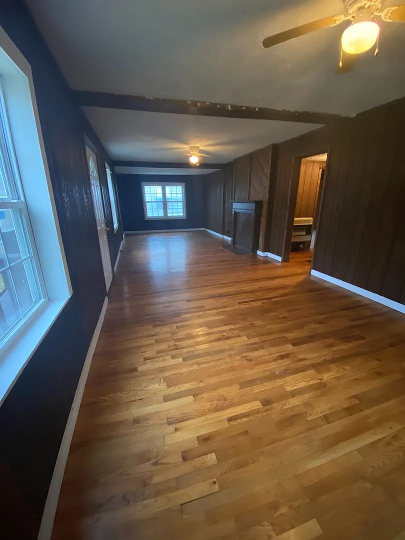 83 Pelham Heights **Move In Special** — Photo 4
