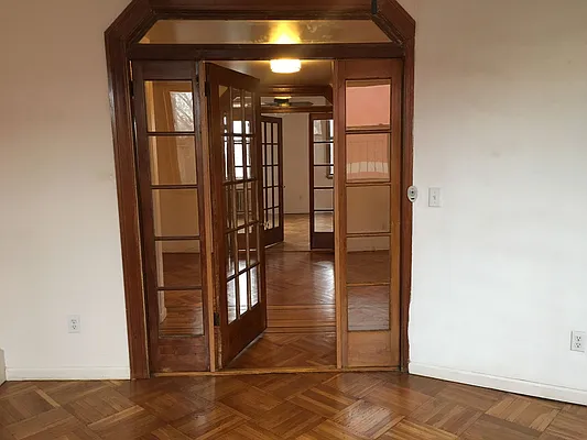 Rented by Realty Collective | media 8