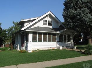 313 N Main St, Denison, IA 51442