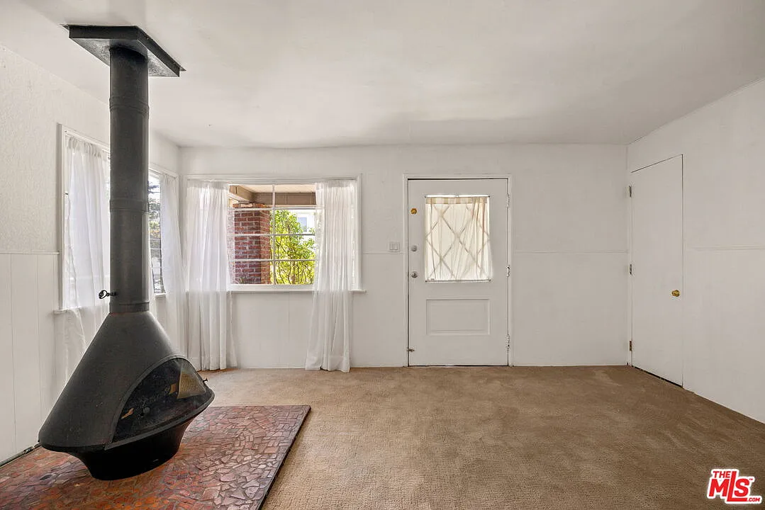 1 bed, 1.0 bath, 600 sqft, $2,500 — Photo 3
