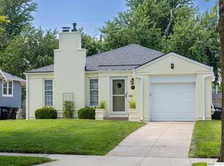 834 S 59th St, Omaha, NE 68106
