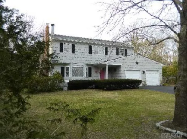 https://photos.zillowstatic.com/fp/c0ec863df936ac460df9797aacff355b-p_e.webp