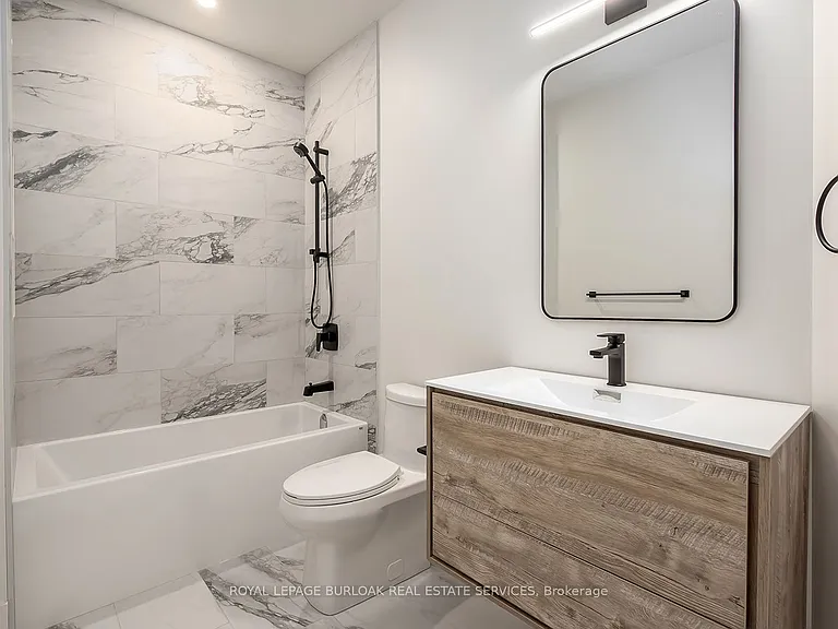 284 Wilson St E #201 — Photo 14