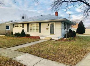 904 Jefferson Ct, Monroe, MI 48161