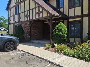 Foxledge, Bridgeport, CT 06606