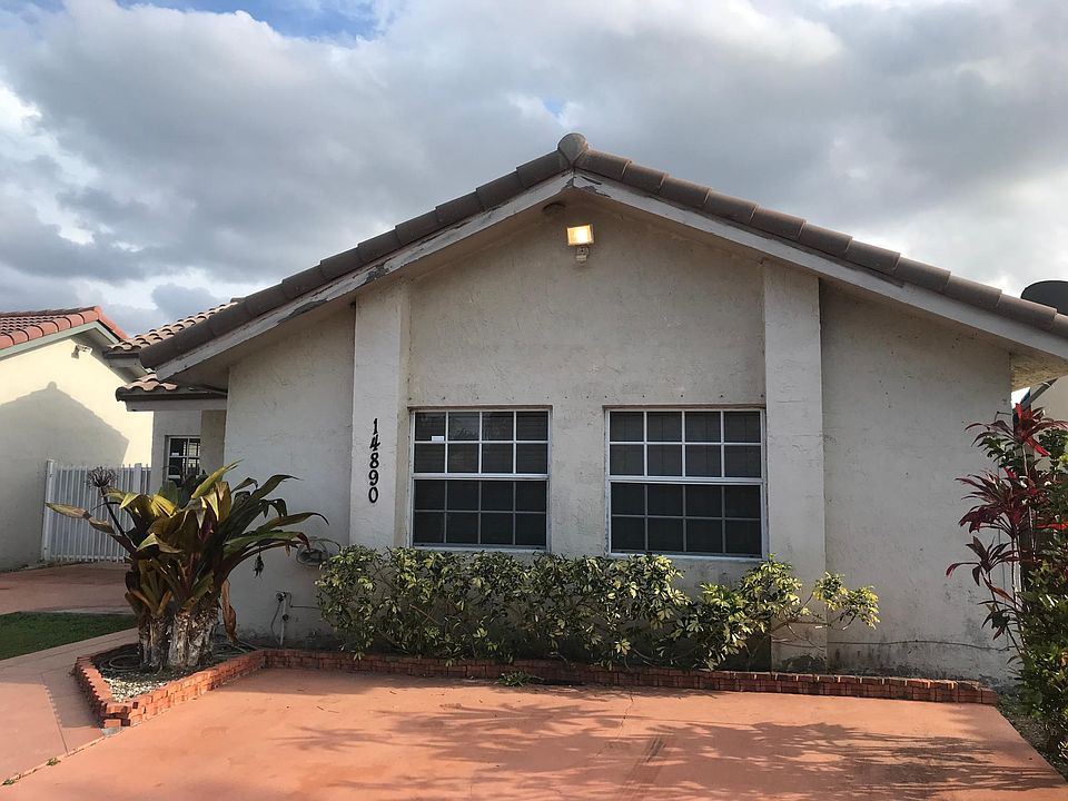 2nd image of 14890 SW 82nd St