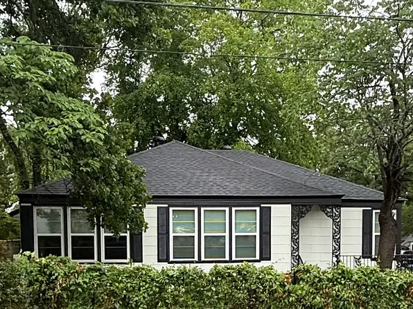 5823 Cantrell Rd, Little Rock, AR 72207