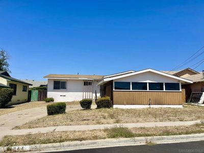 844 Pyramid St, San Diego, CA, 92114