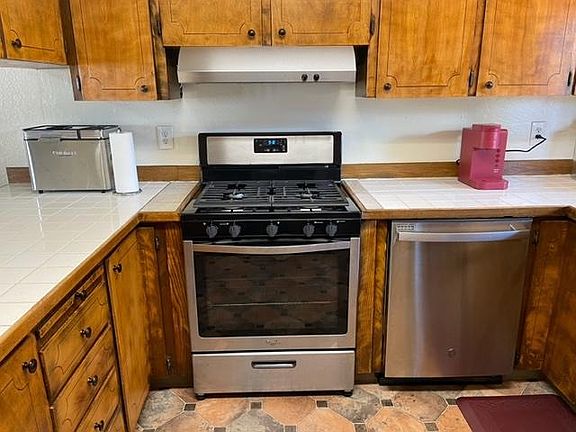 Kitchen, bread maker not included- sorry