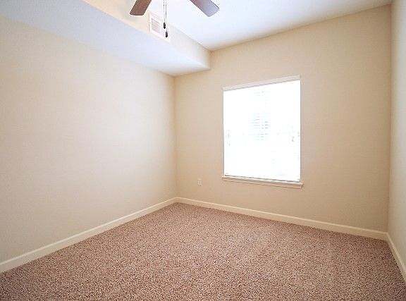 5th image of 6429 NW 70th St APT 10