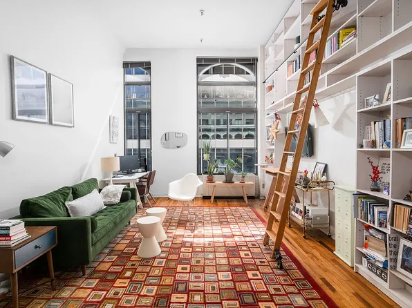 67 E 11th St APT 518, New York, NY 10003