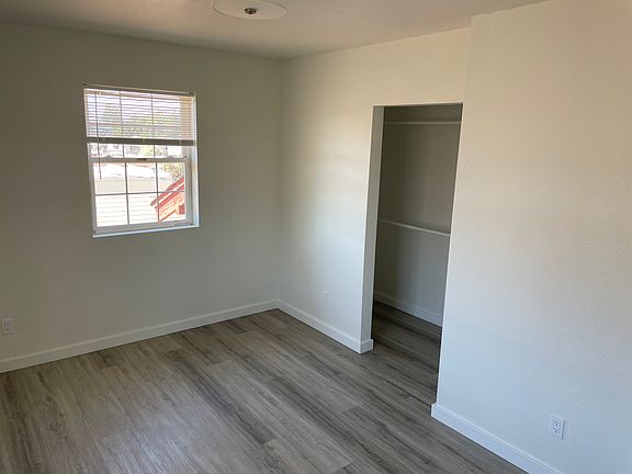 5th image of 3732 Tacoma Ave S #B