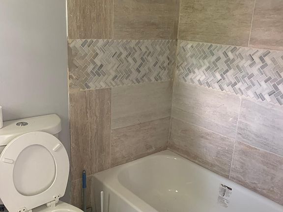 4th image of 4306 Southern Blvd #3