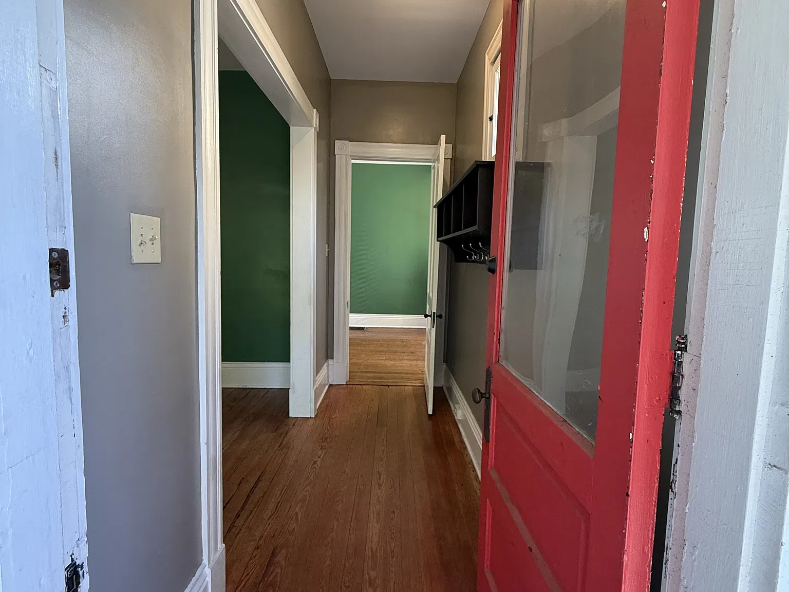 102 Waverly Court - 1 — Photo 2