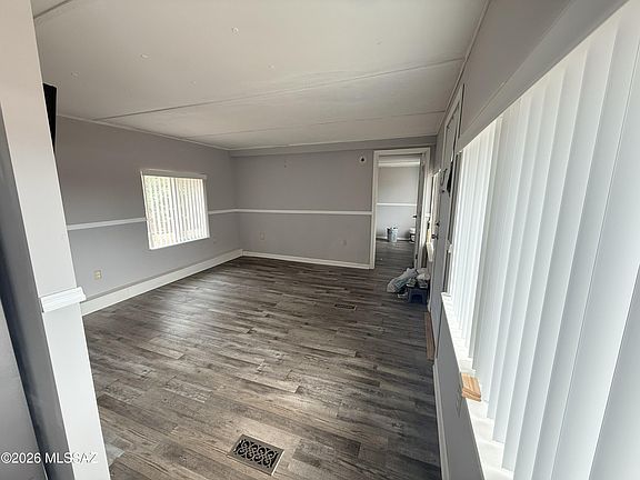 2nd image of 637 E Di Di Anne Dr