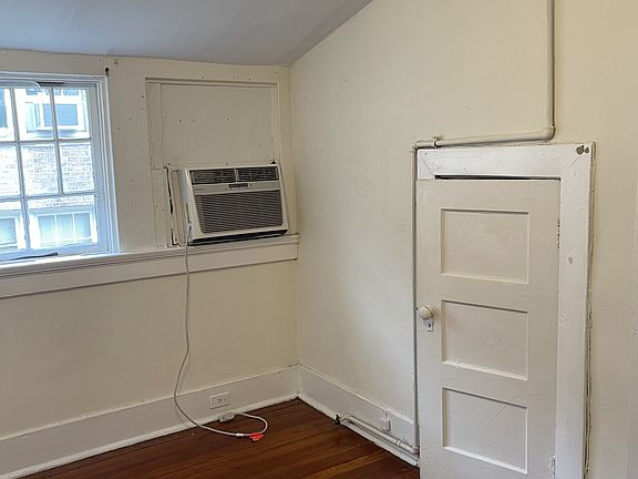 2nd image of 7819 Saint Charles Ave #I