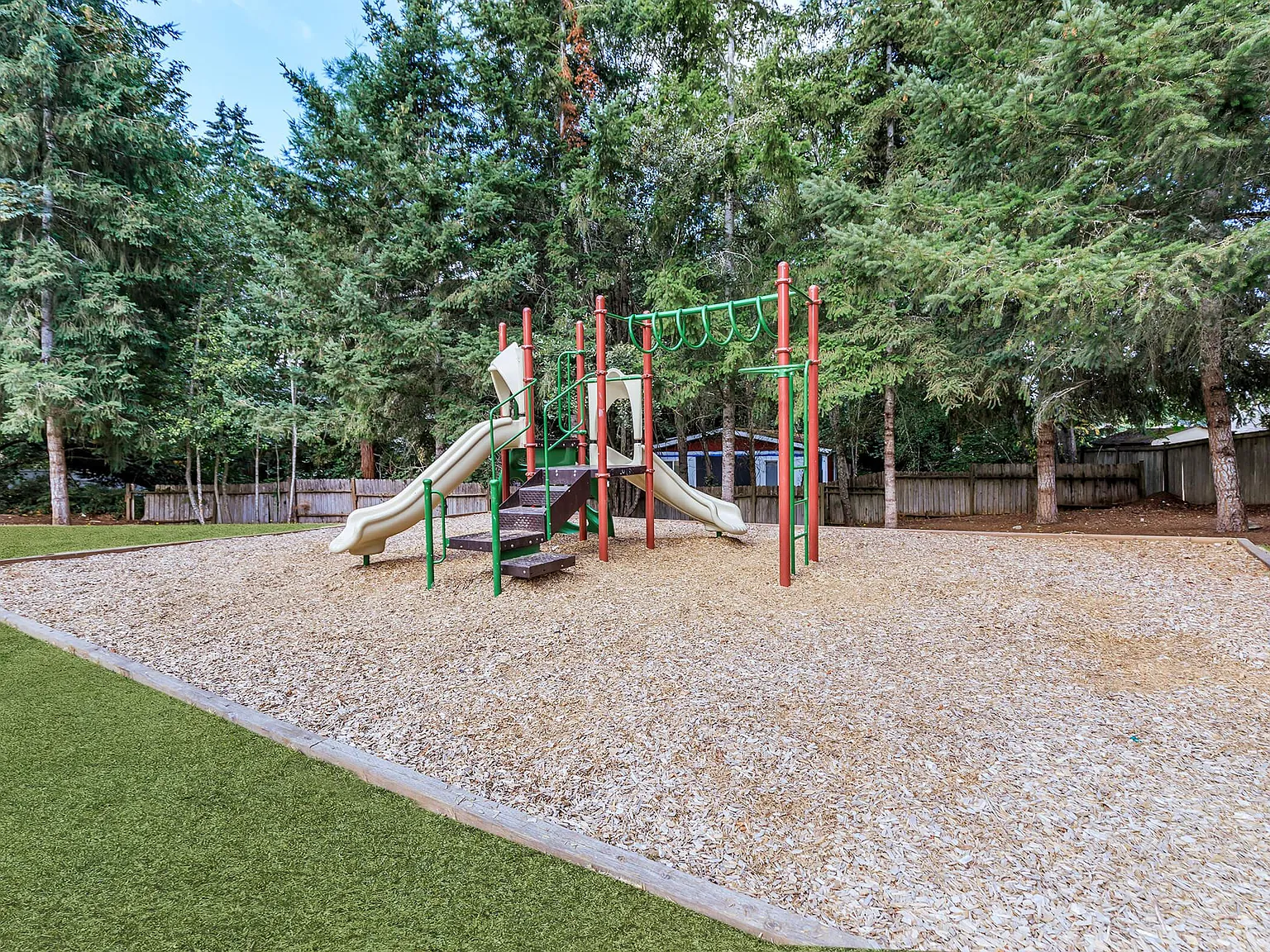 Cedar Ridge — Photo 3