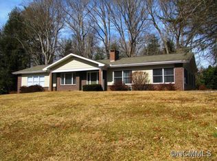 3115 Brevard Rd, Hendersonville, NC 28791
