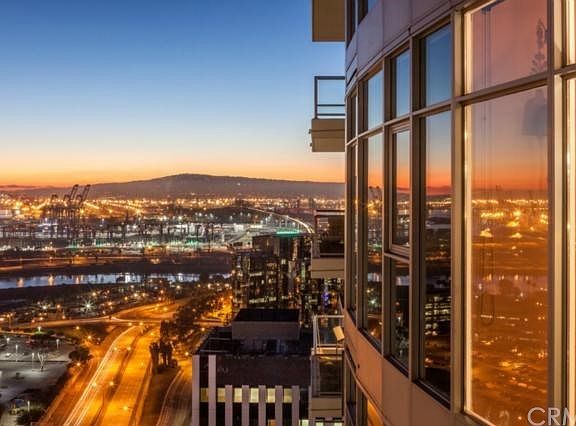 5th image of 400 W Ocean Blvd Unit 2902