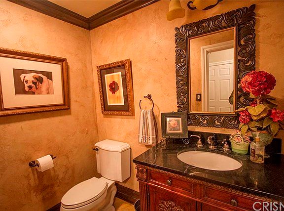 Powder Room off entry way
