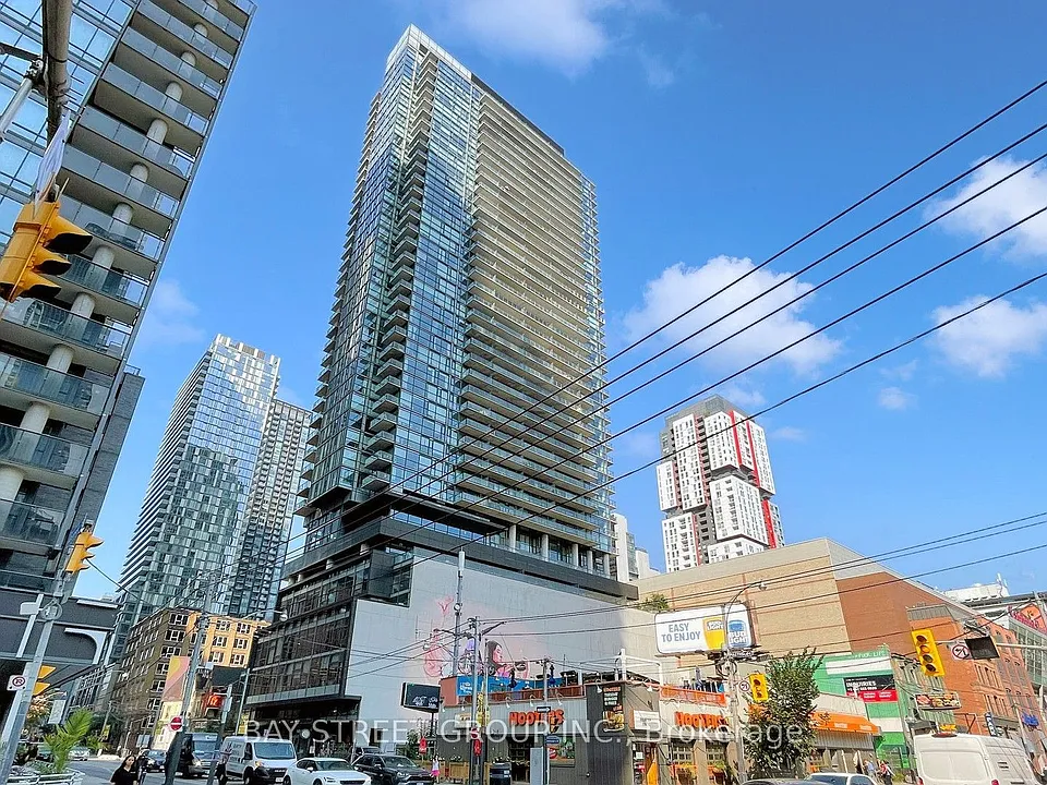 290 Adelaide St W #1804