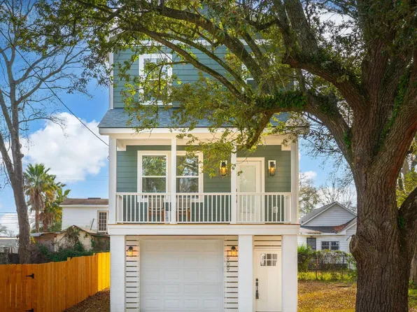 1909 Redwood St, North Charleston, SC 29405
