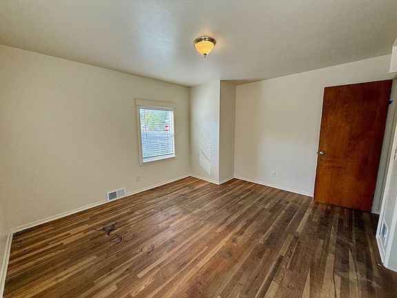 5th image of 503 E Olympic Ave