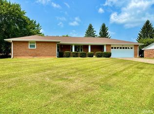 393 S Denny Dr, New Castle, IN 47362