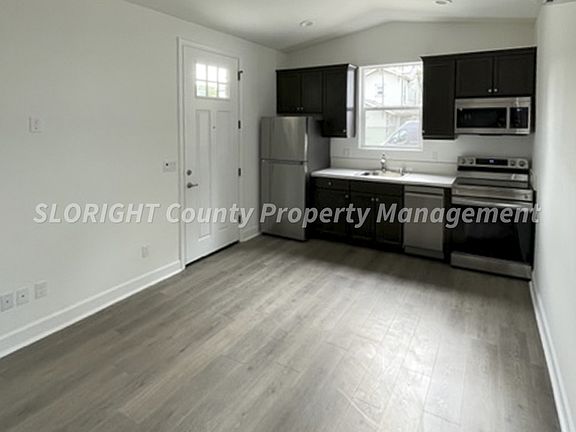 3rd image of 1039 Forest St