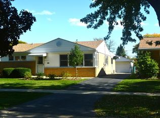 8327 N Odell Ave, Niles, IL