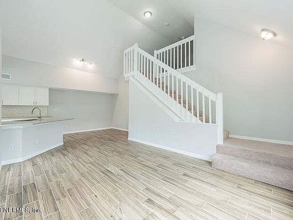 2nd image of 13703 RICHMOND PARK Drive N #1508