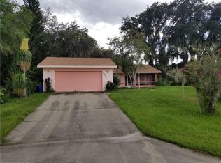 5705 Thunder Rd, Sebring, FL 33876