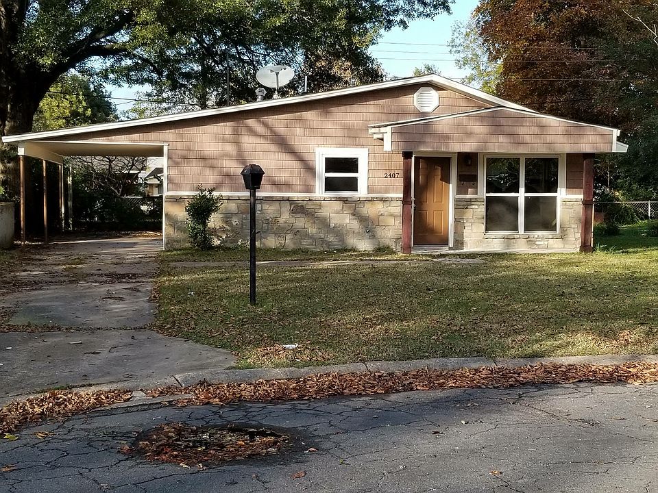 1st image of 2407 Eloise Cir